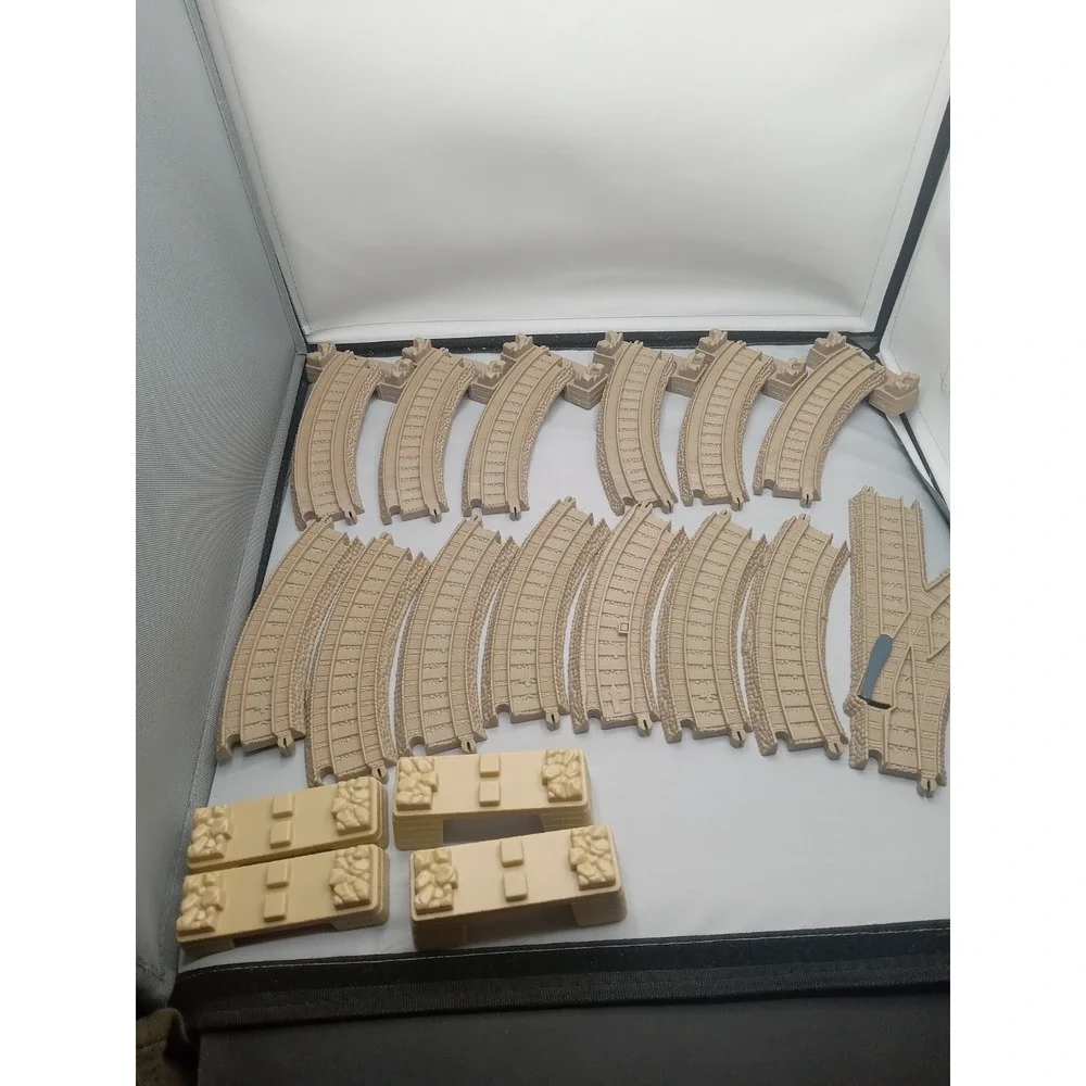 Thomas & Friends Trackmaster Train Tan Curved Riser Tracks And‎ More 18 Items